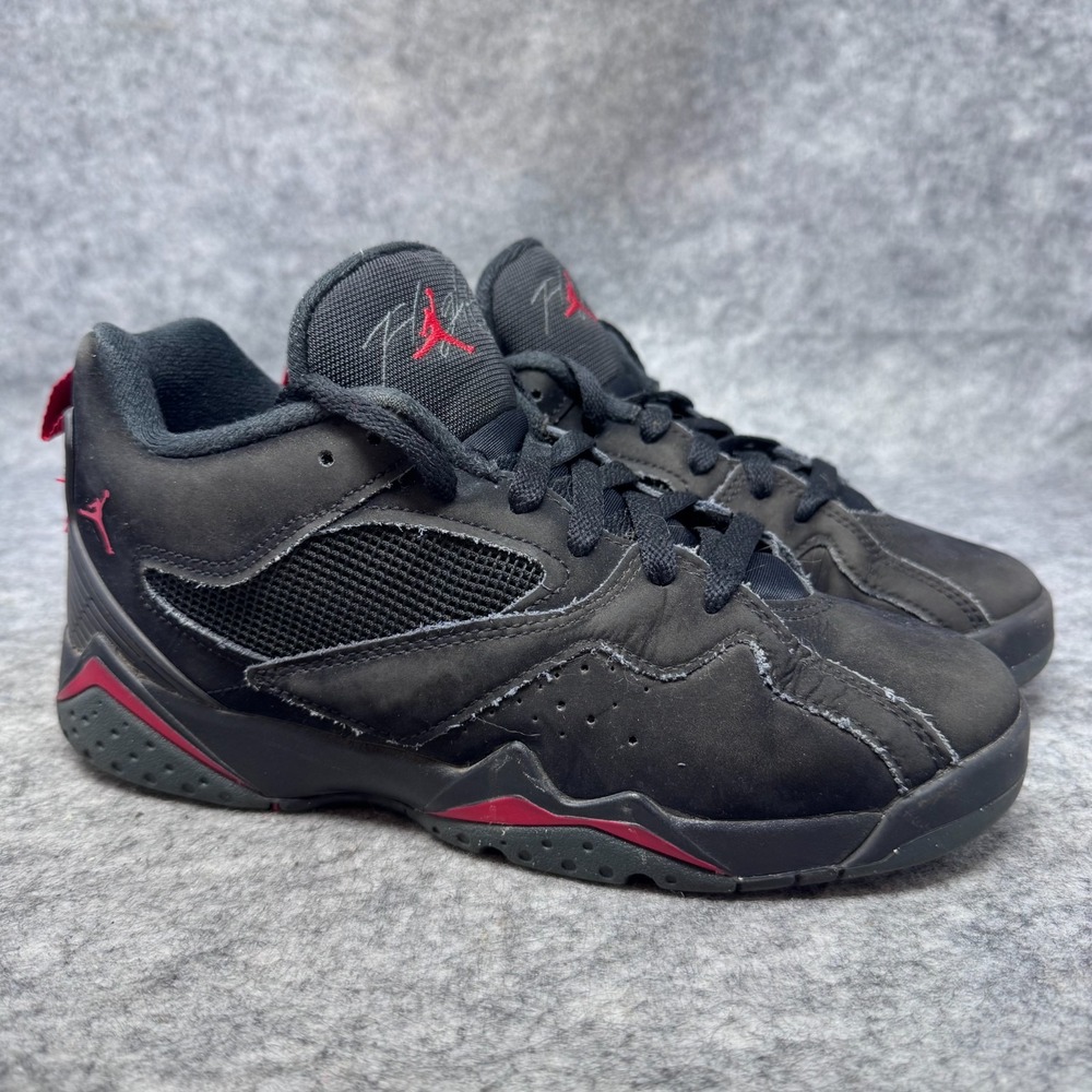 Nike Jordan MVP 92 Sneakers Boys Youth Size 6Y Basketball Suede Black Red
